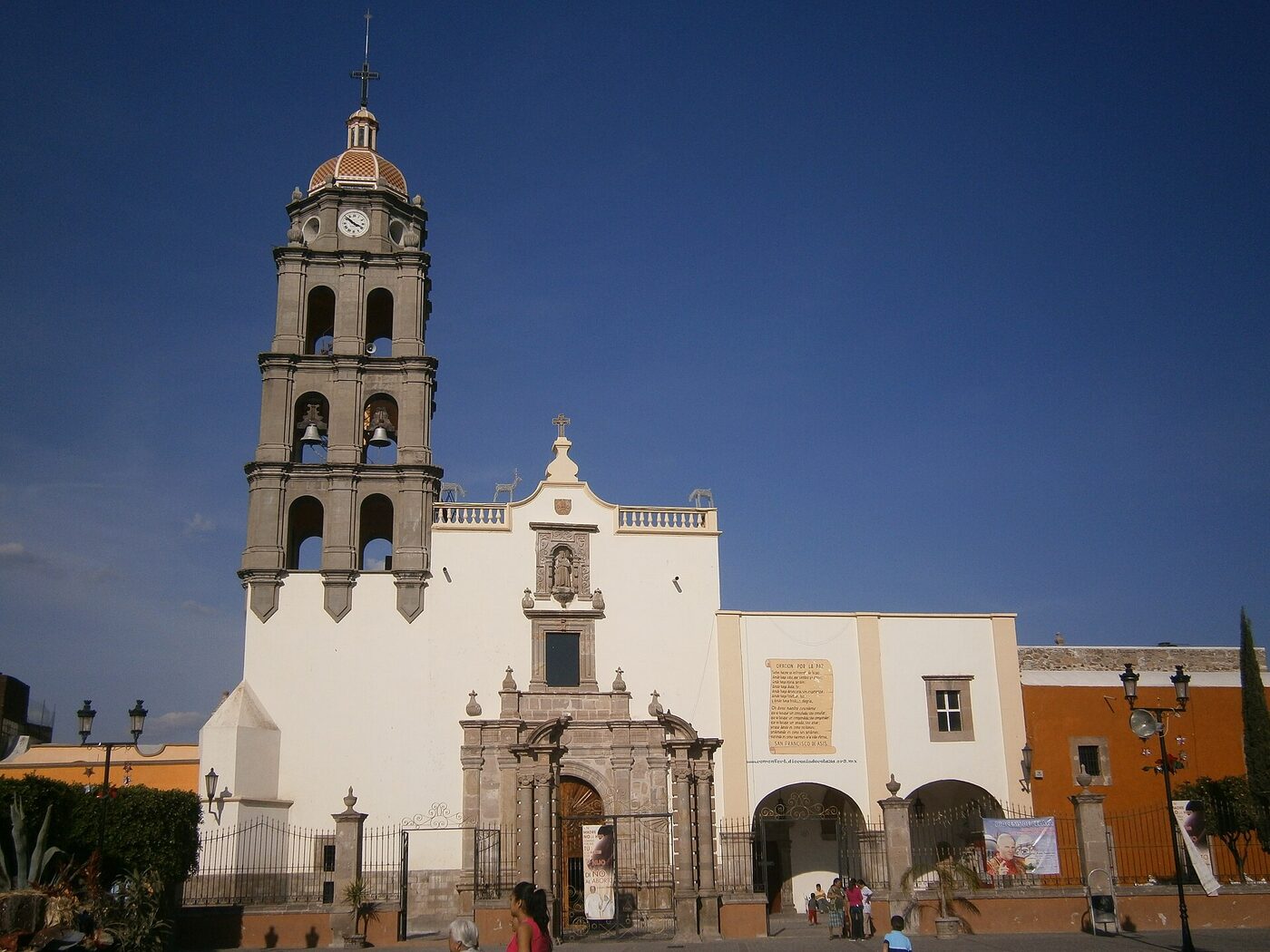 Templo San Francisco de Asís en Comonfort
