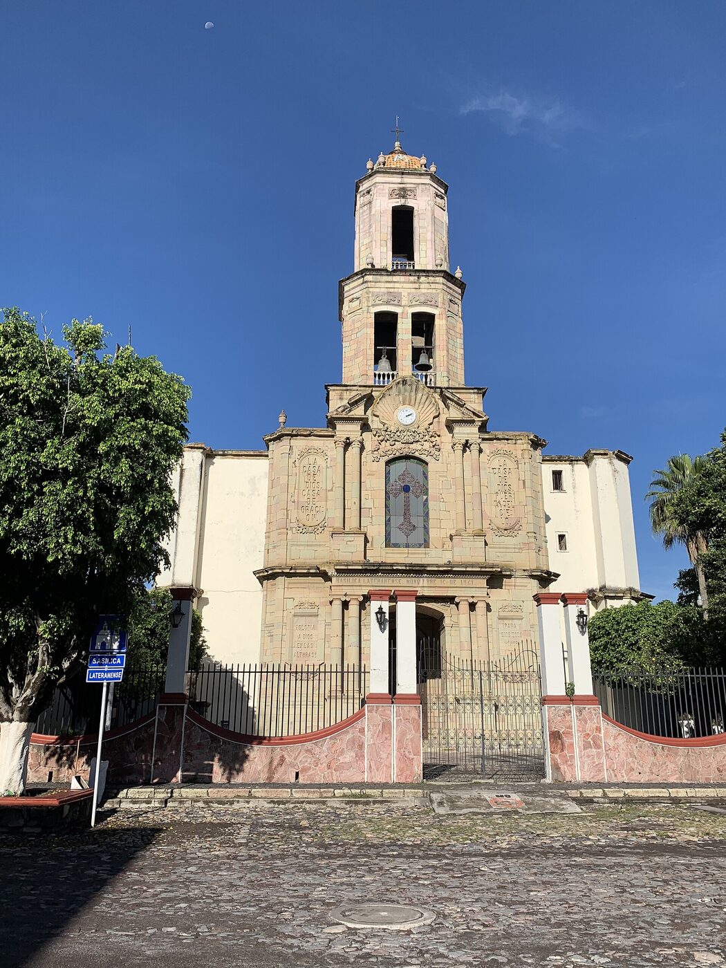 Basílica lateranense de nuestra Señora de la Asuncion en Jala