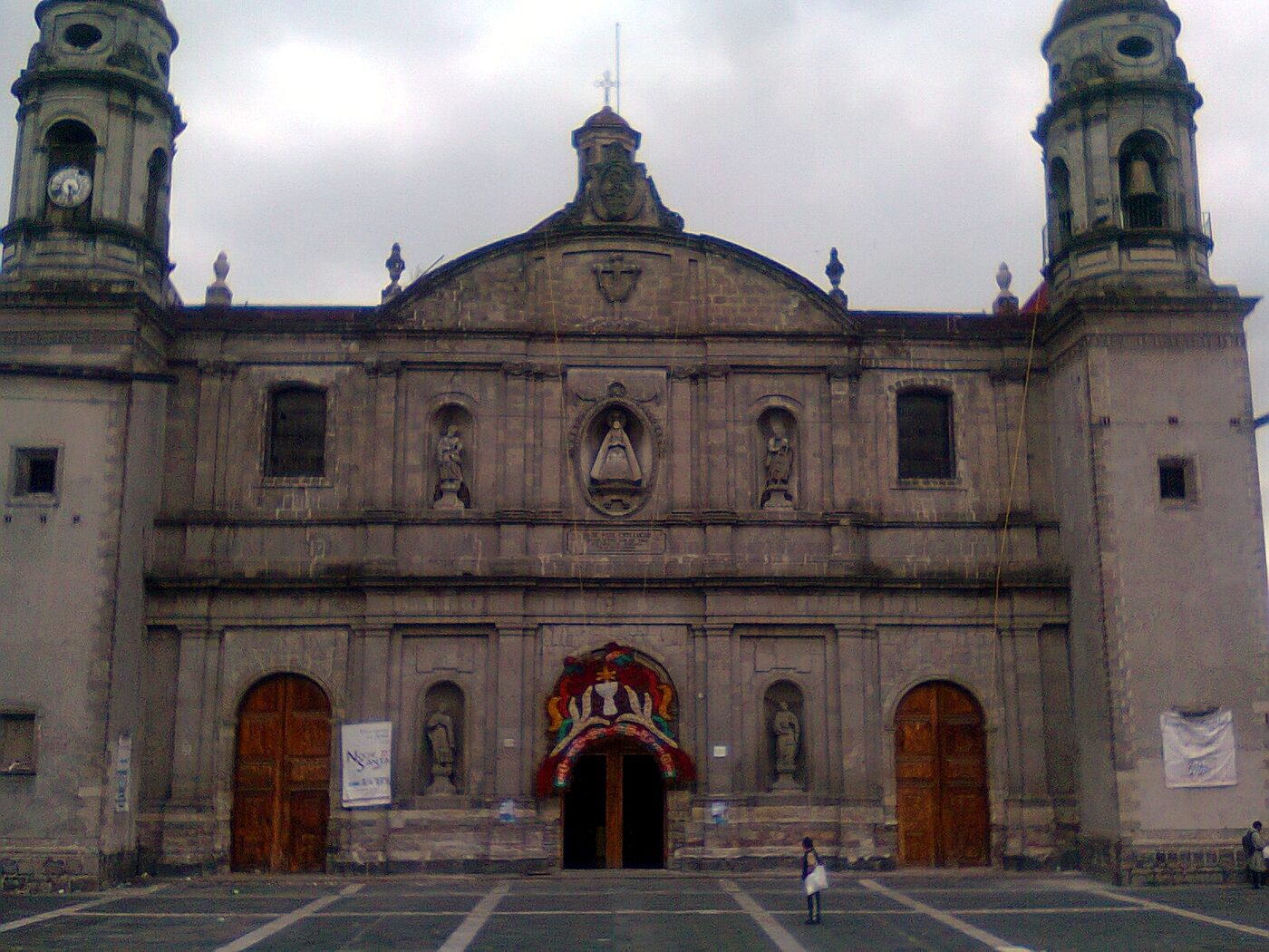 Parroquia de la Santa Cruz y Nuestra Señora de la Soledad en Ciudad de México