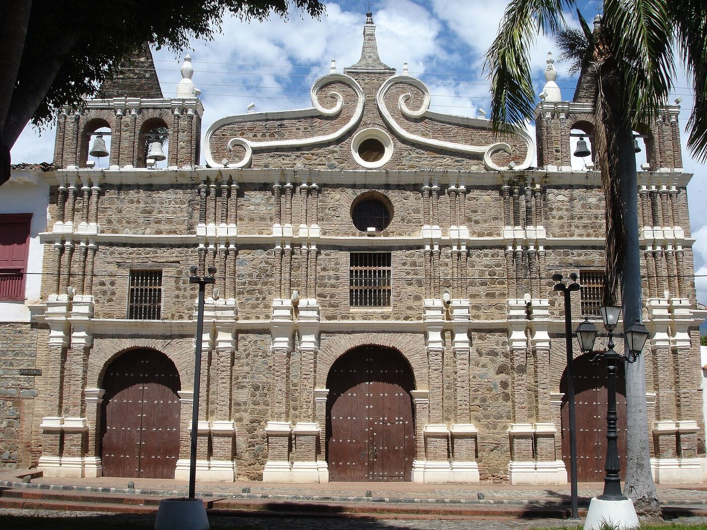 Iglesia Santa Barbara en Cativo