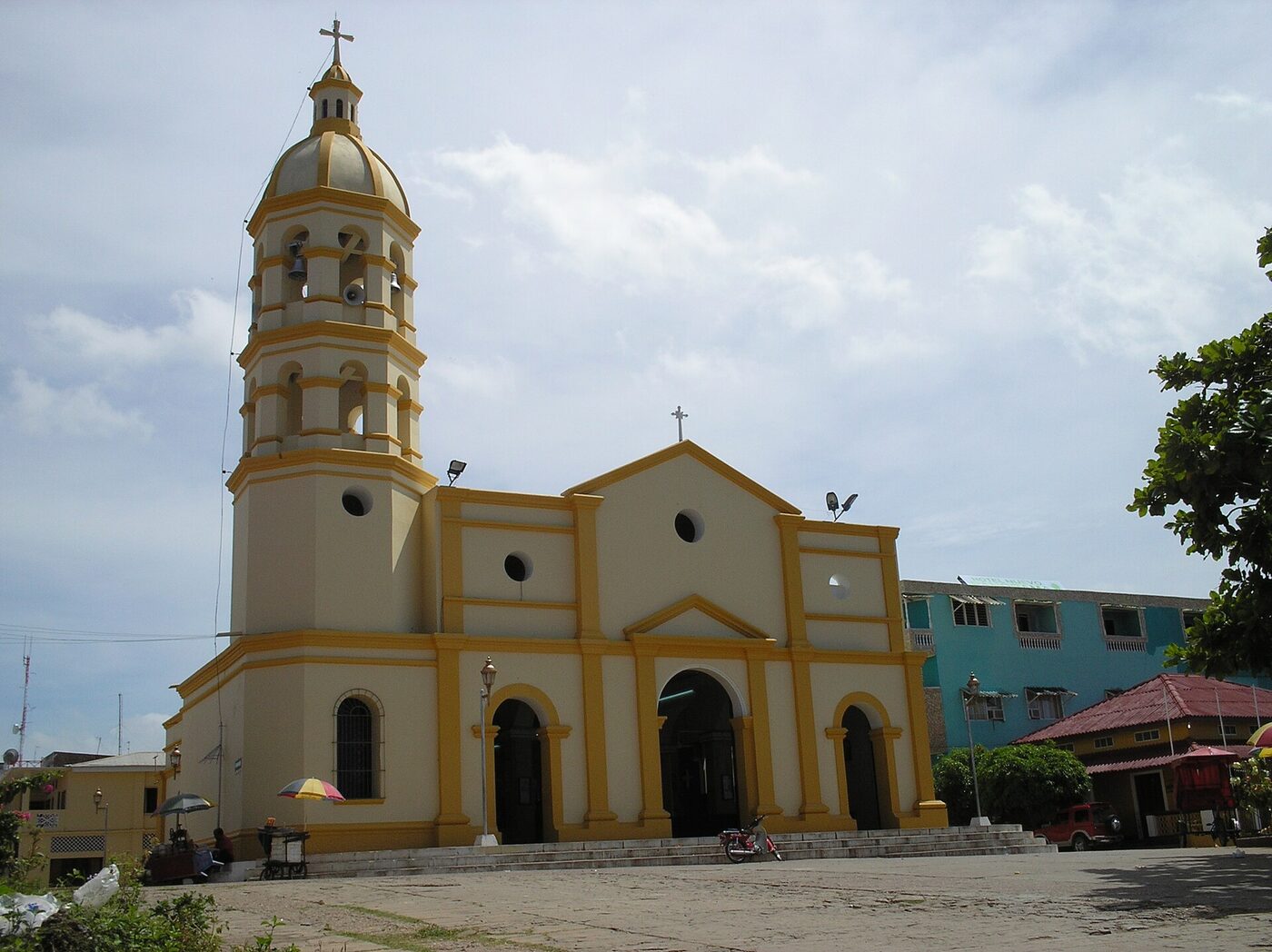 Catedral Nuestra Señora de la Candelaria en El Banco