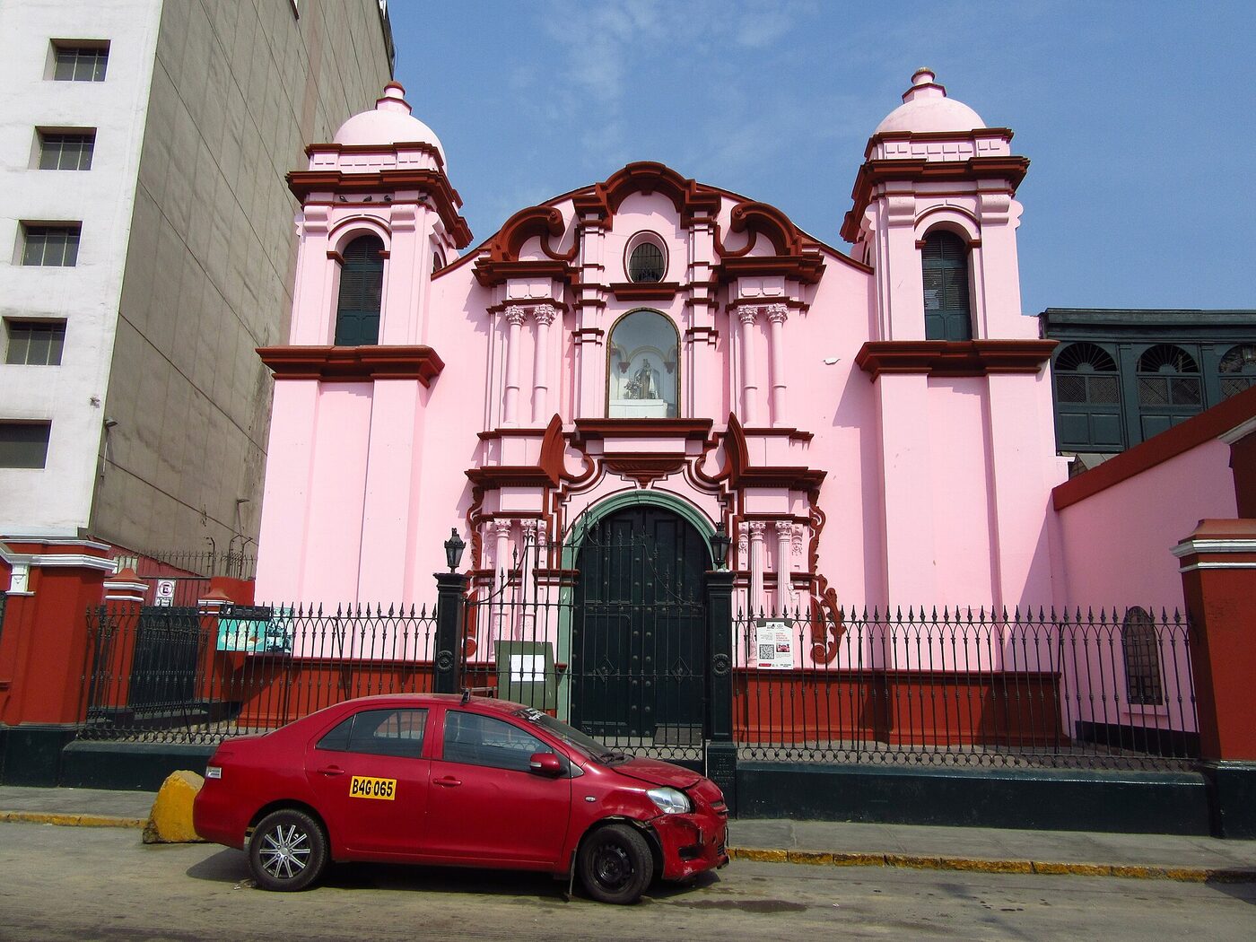 Iglesia de Nuestra Señora de Copacabana en Rímac