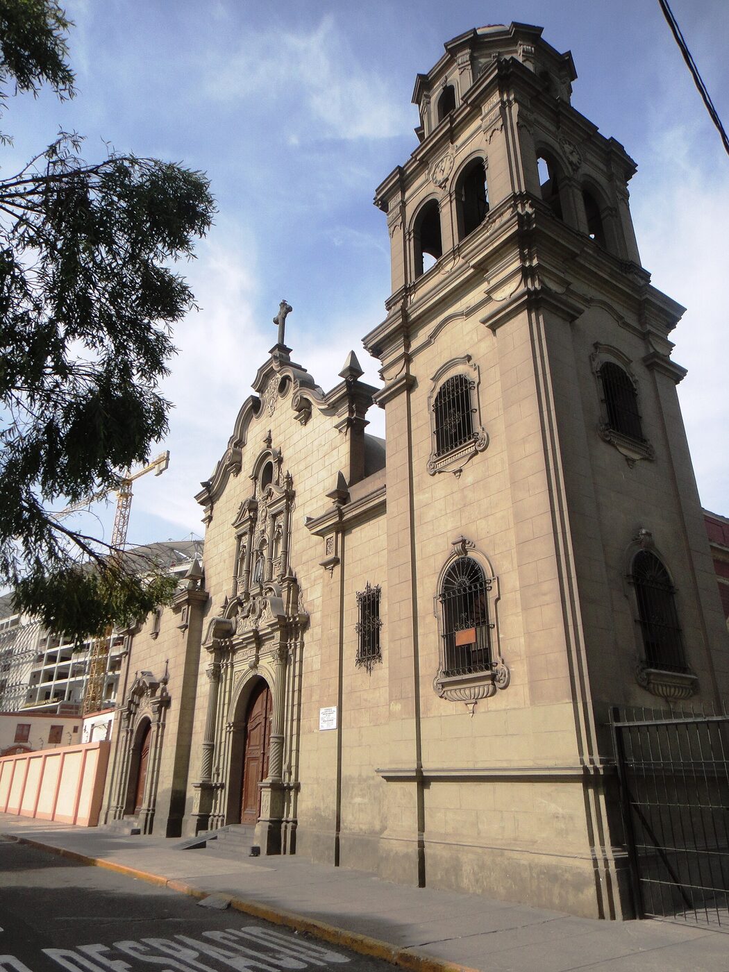 Parroquia Santa Teresita del Niño Jesús en Lima