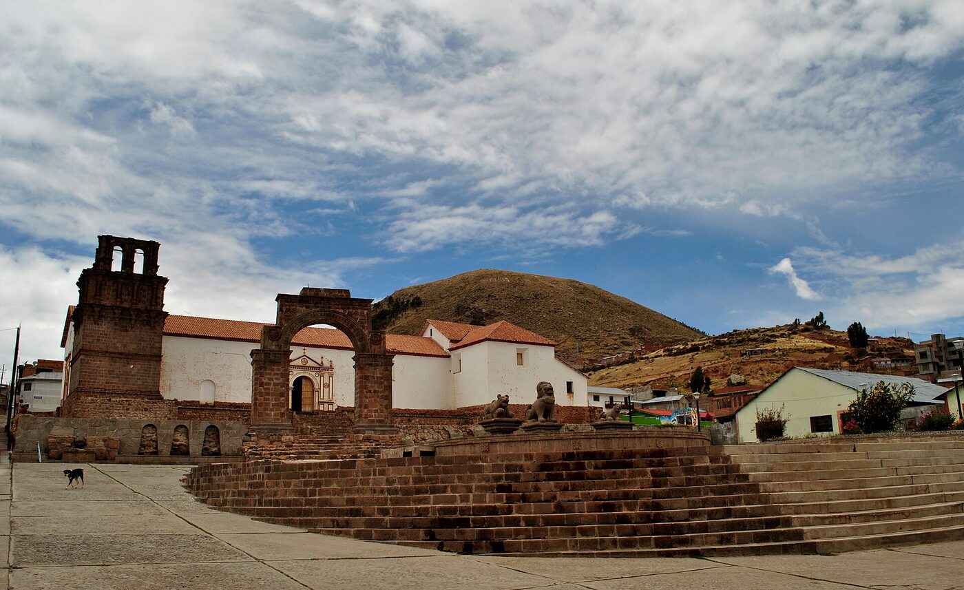 Templo de la Asunción o Santa Maria La Mayor en Juli