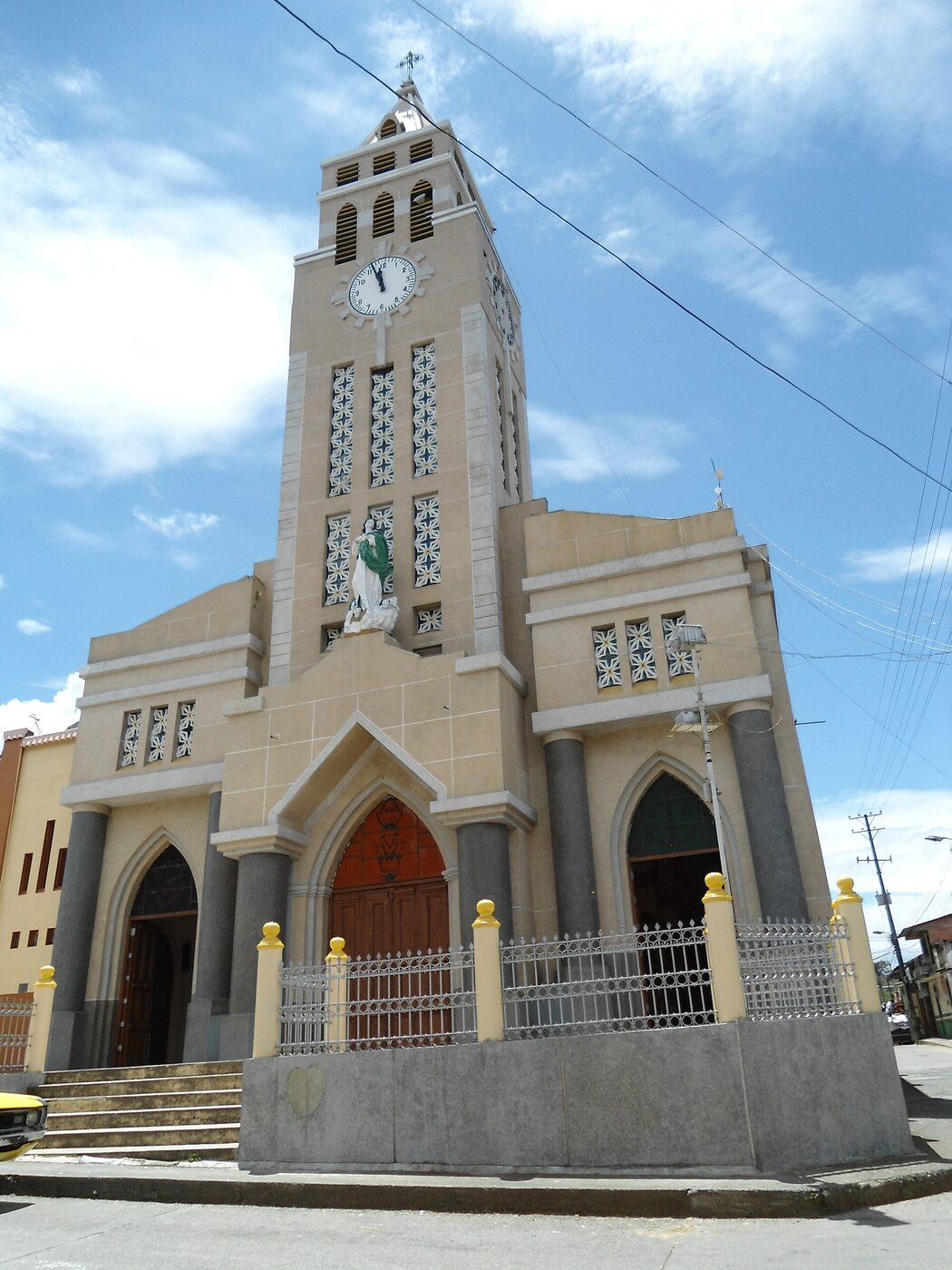 Iglesia San Joaquin en Risaralda