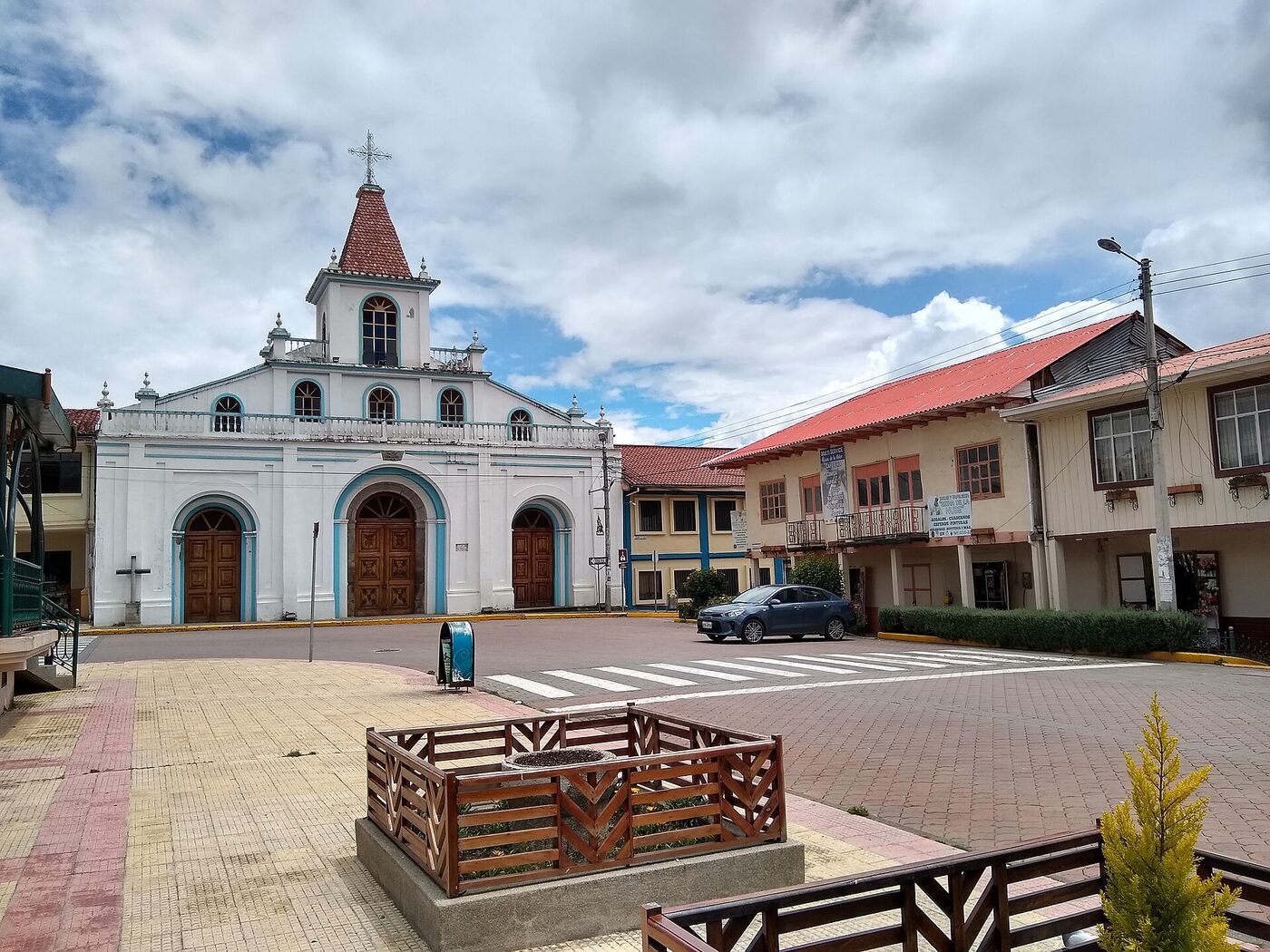 Iglesia San Bartolomé de Deleg en Deleg