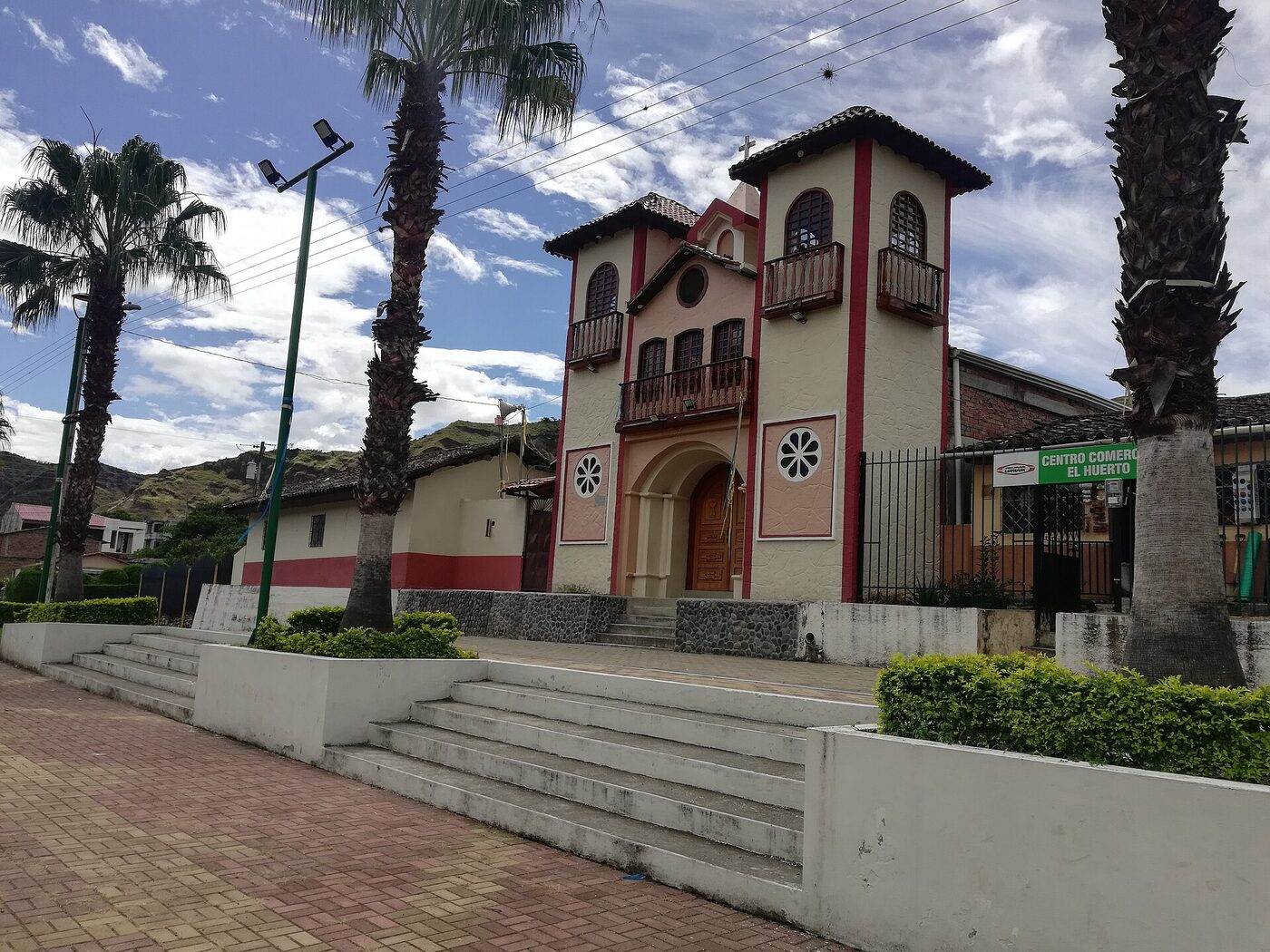 Iglesia Santa Marianita en Quinara
