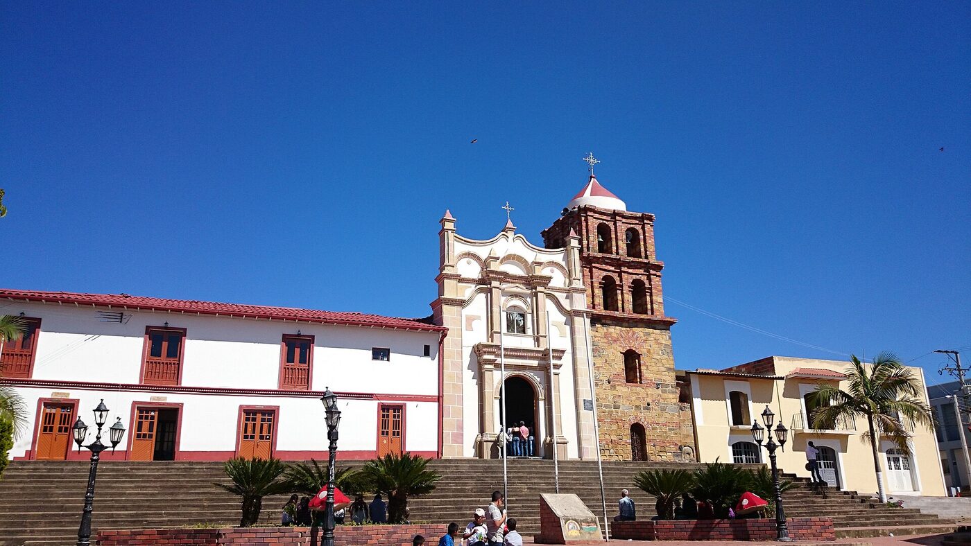Iglesia Santo Cristo de Guavatá en Guavatá
