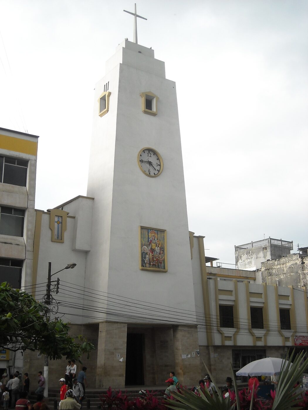 Iglesia Católica Matriz La Ascensión del Señor en Santo Domingo de los Tsachilas