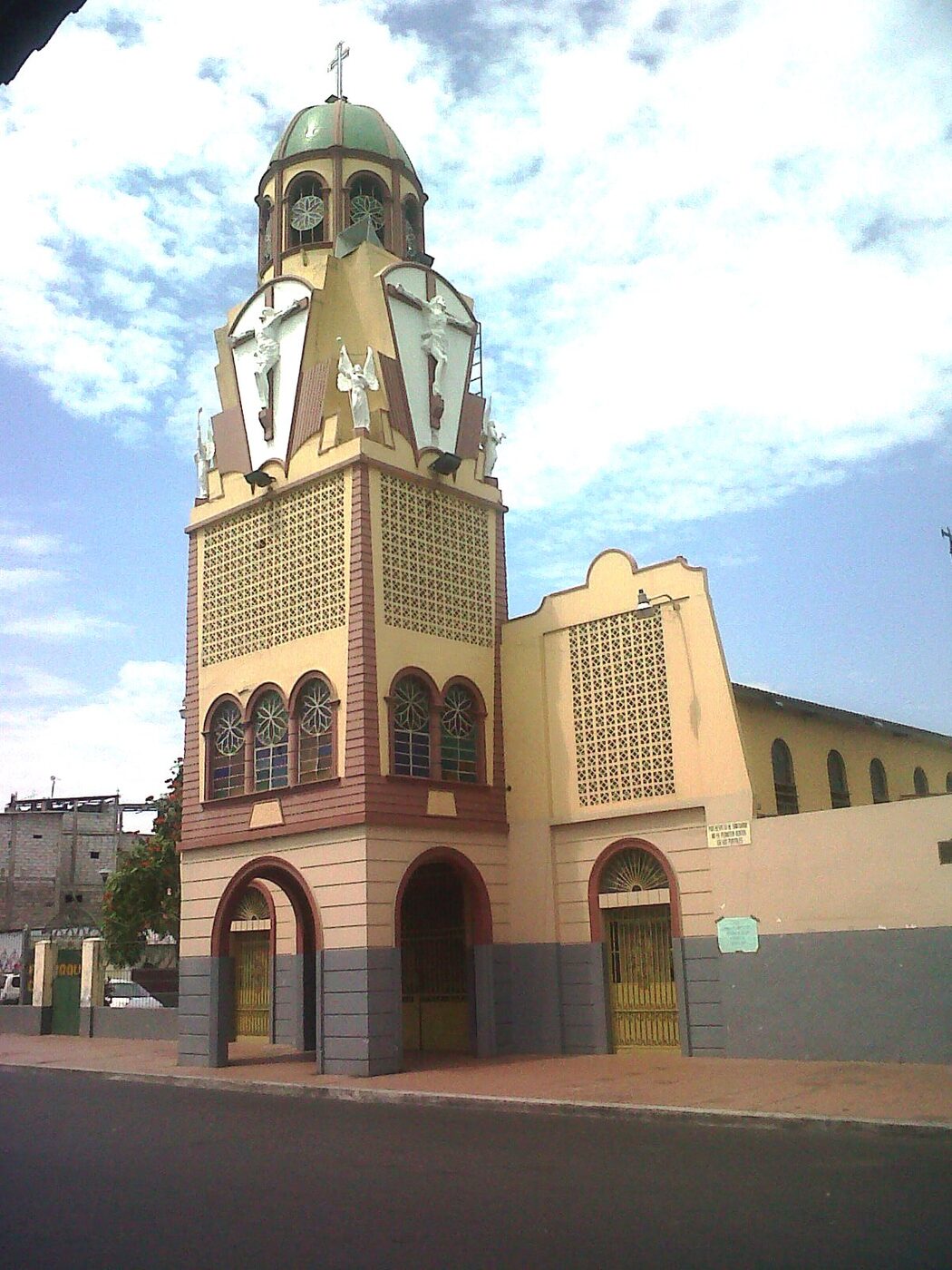 Santuario Católico Cristo del Consuelo en Guayaquil