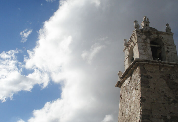 Iglesia de Guallatire