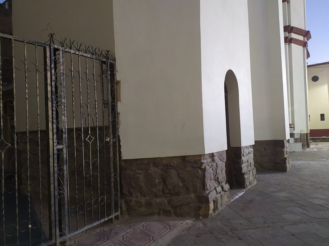 Parroquia San Pedro de Sacaba en Larati Grande