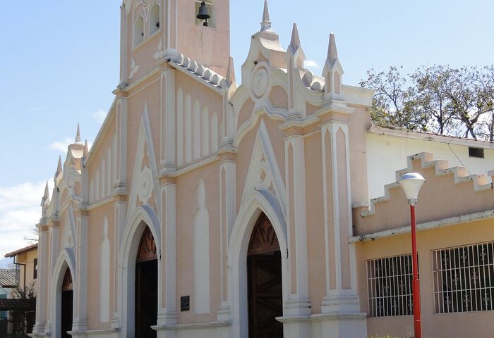 Iglesia El Espejo