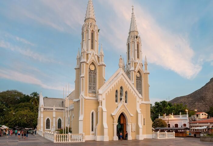 Basilica Nuestra Señora del Valle