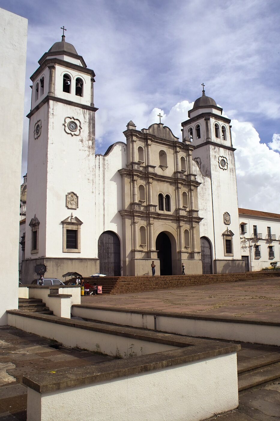 Catedral de San Cristóbal en Parroquia San Sebastián