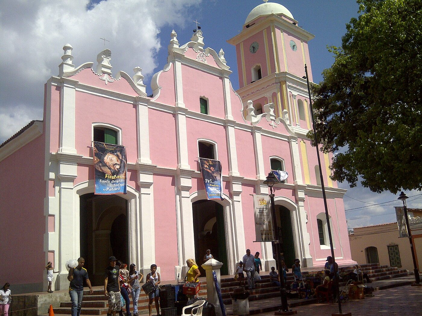 Iglesia Dulce Nombre de Jesús en Parroquia Petare