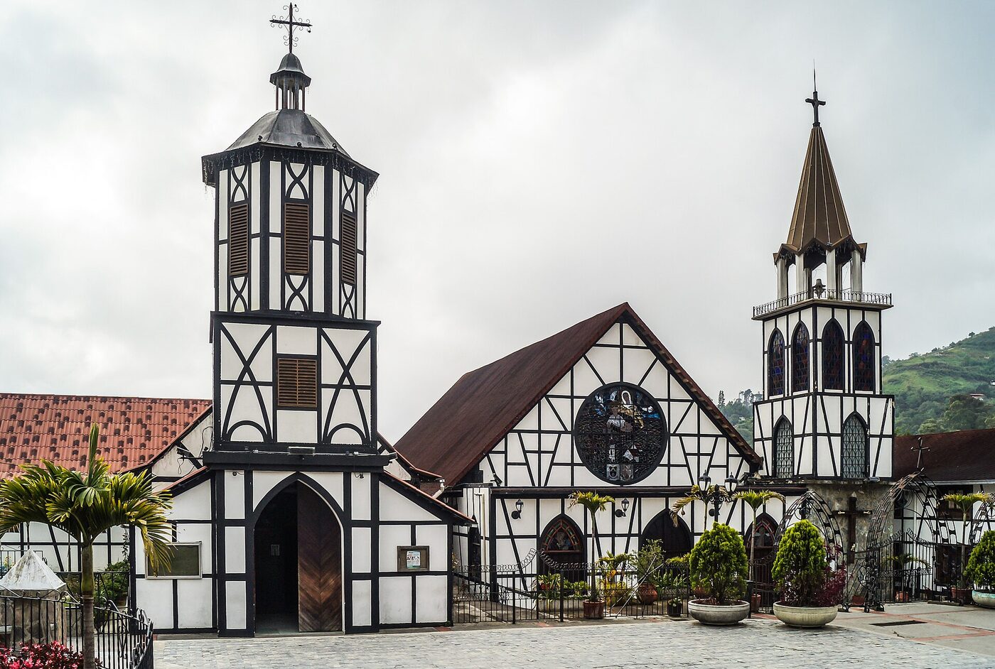 Iglesia San Martín de Tours en Colonia Tovar