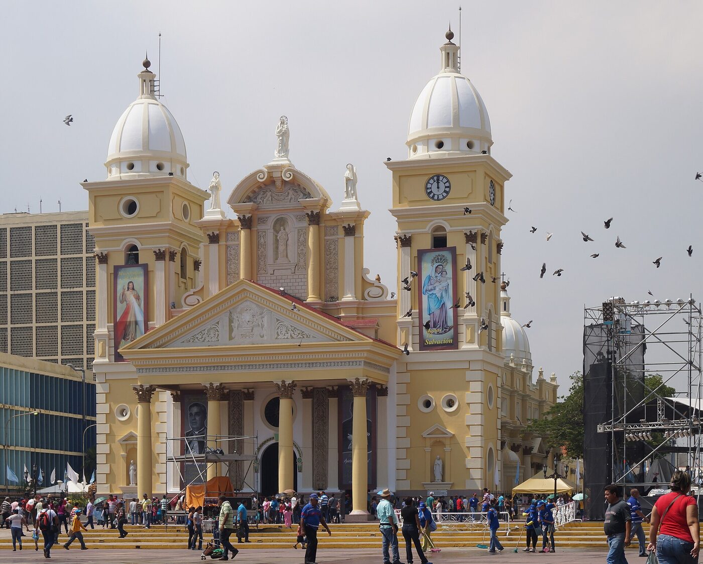 Basílica Nuestra Señora del Rosario en Parroquia Chiquinquirá