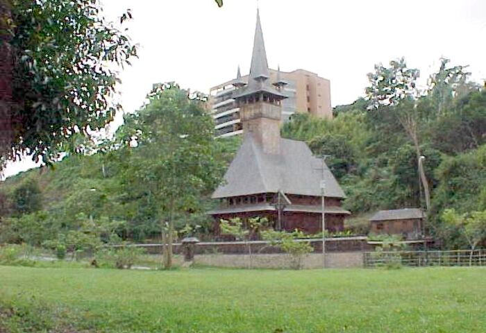 Biserica Ortodoxă Română „Sf. Împ. Constantin și Elena”