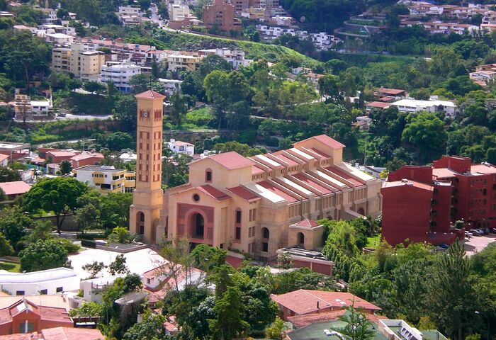 Iglesia de la Sagrada Familia de Nazaret