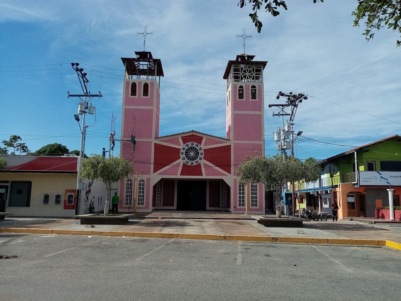 Iglesia Santa Rosa en Pueblo Nuevo - El Chivo