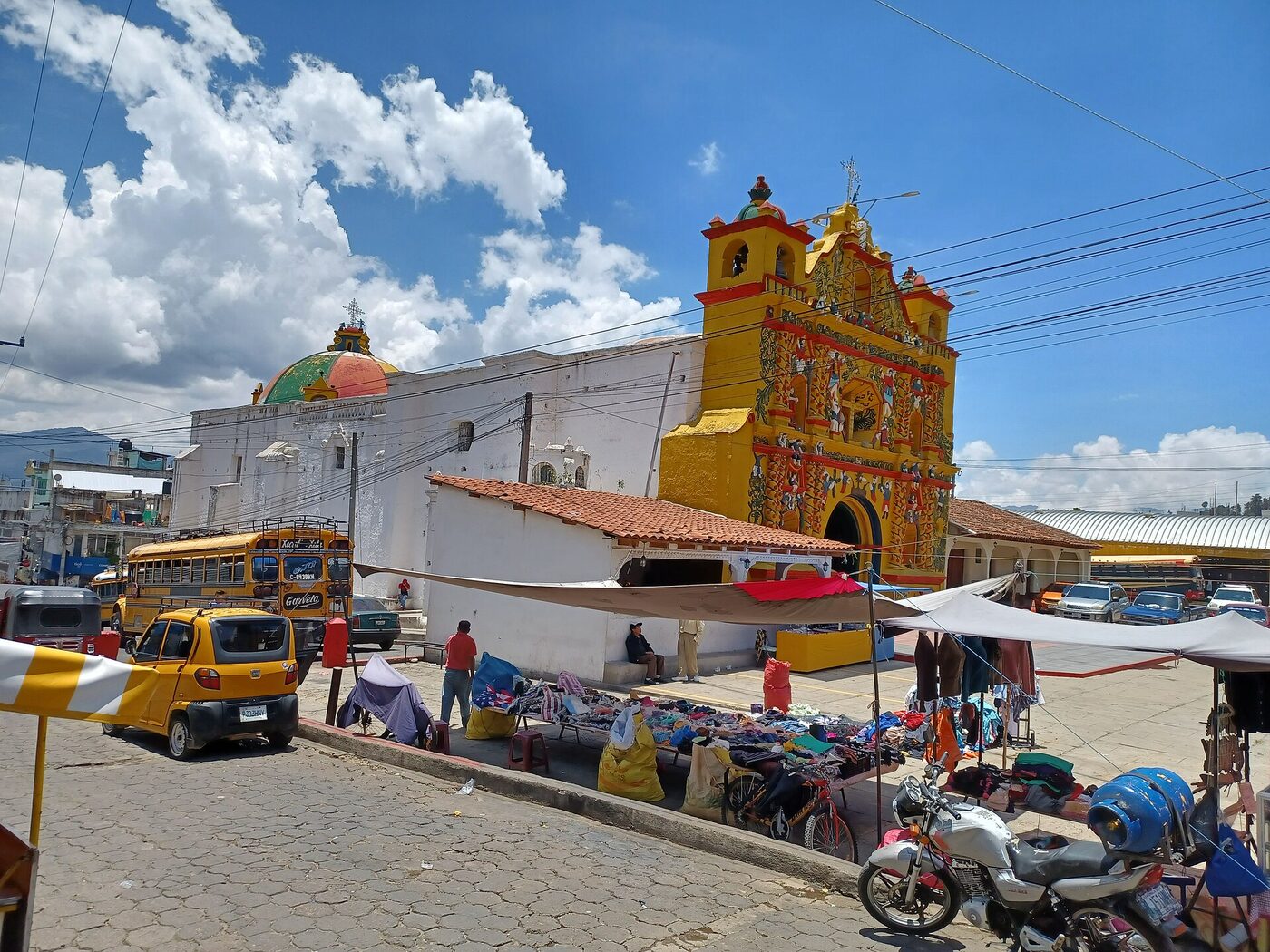 Iglesia del Calvario en San Andrés Xecul