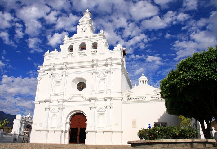 Iglesia de San Pedro Apóstol