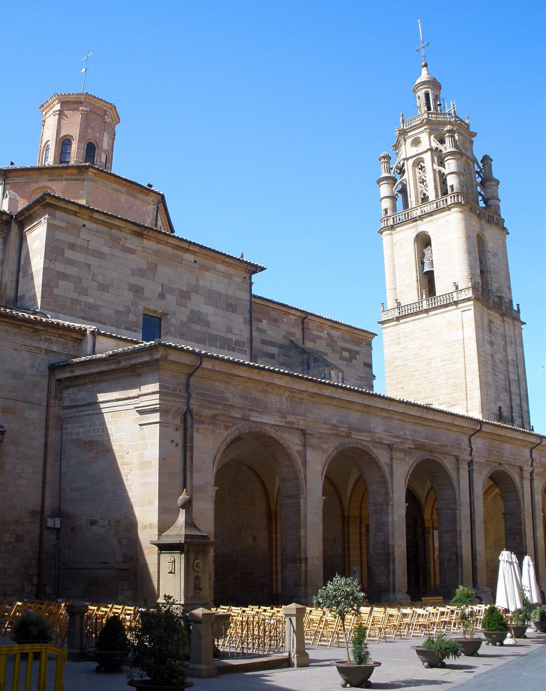 Iglesia de Santa María de los Arcos en Los Arcos
