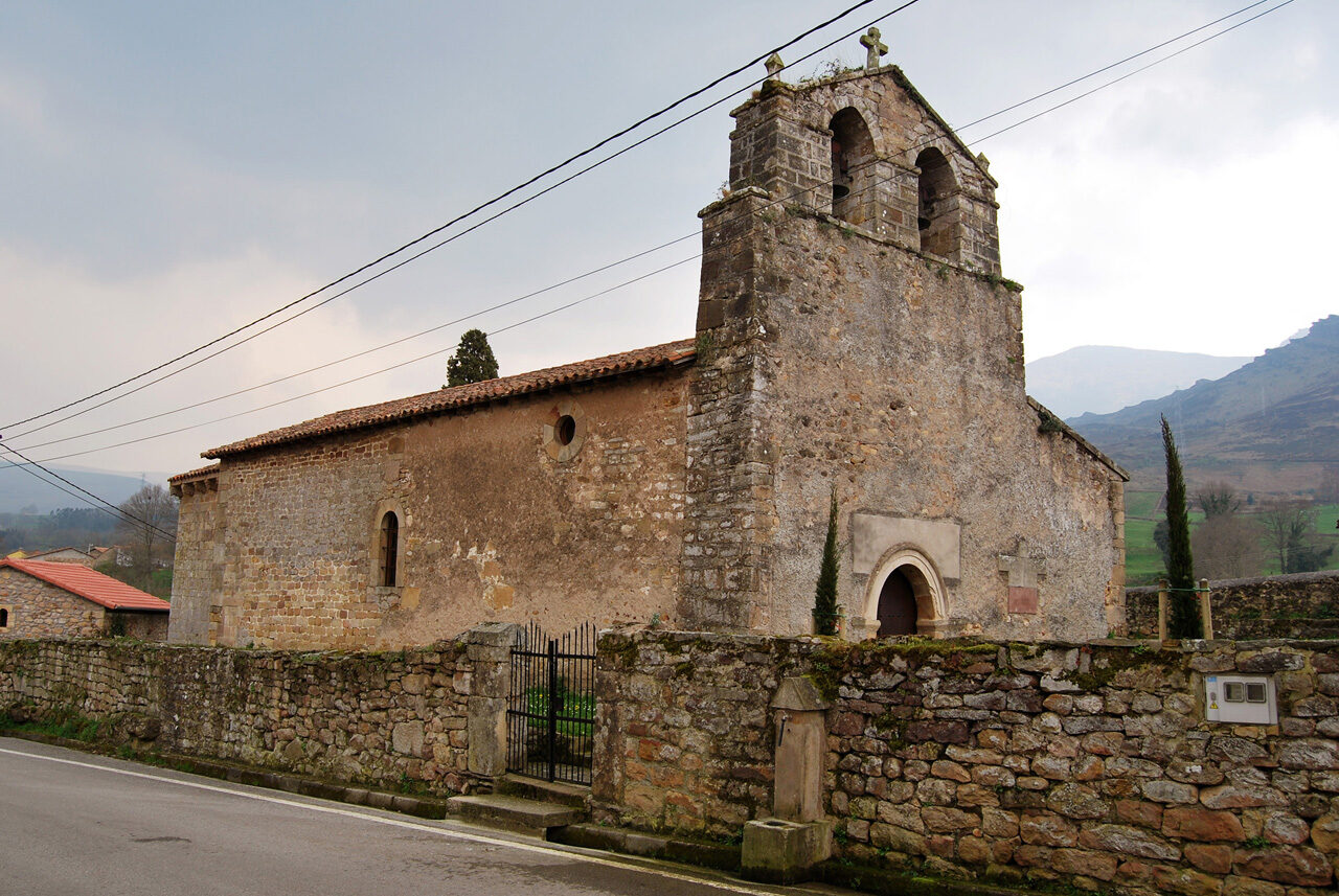 Iglesia de San Martín de Quevedo en Molledo