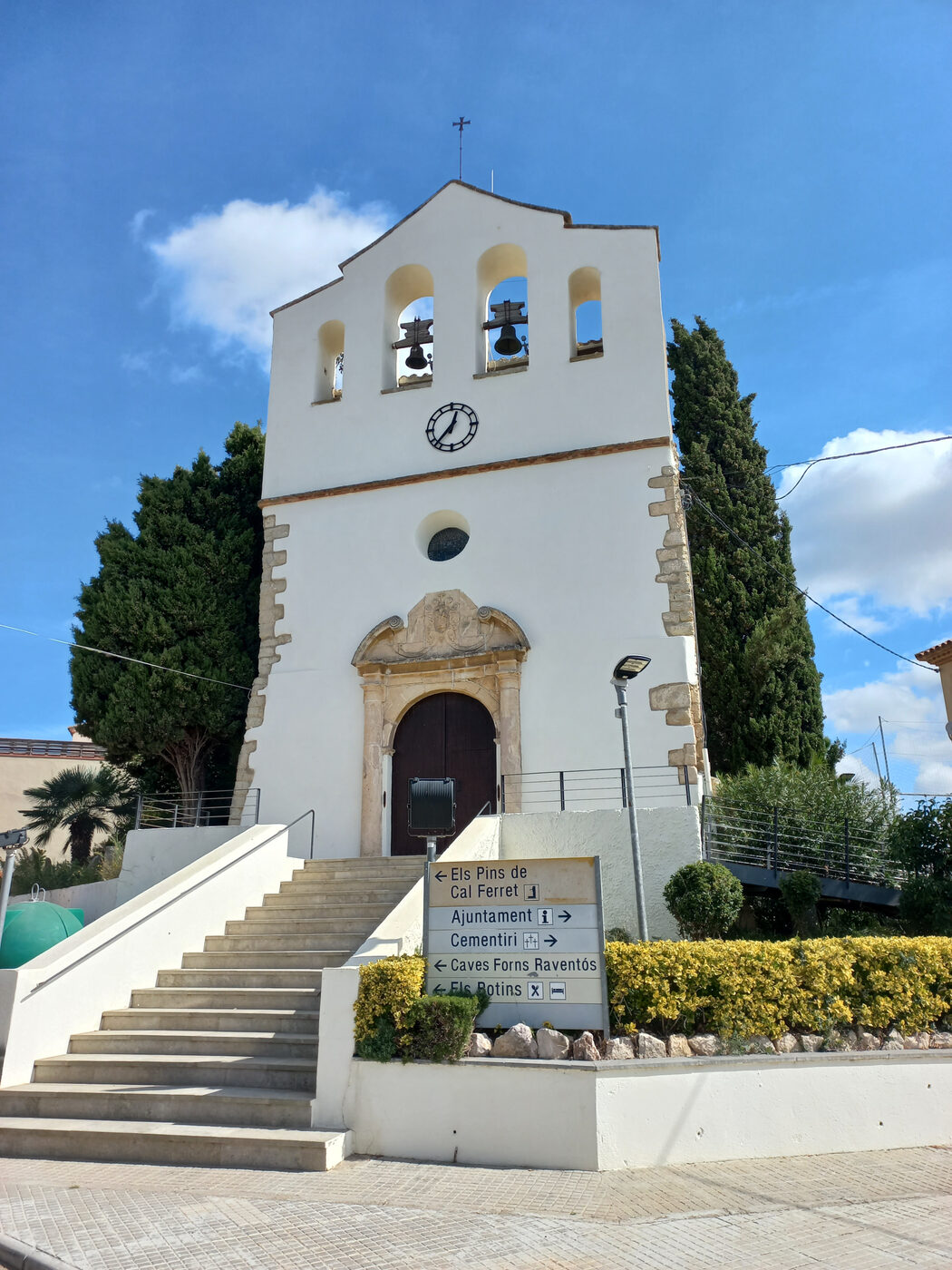 Església parroquial de Santa Fe del Penedès en Santa Fe del Penedès