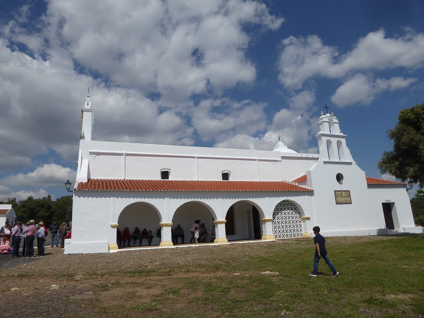Ermita de Piedras Albas en El Almendro