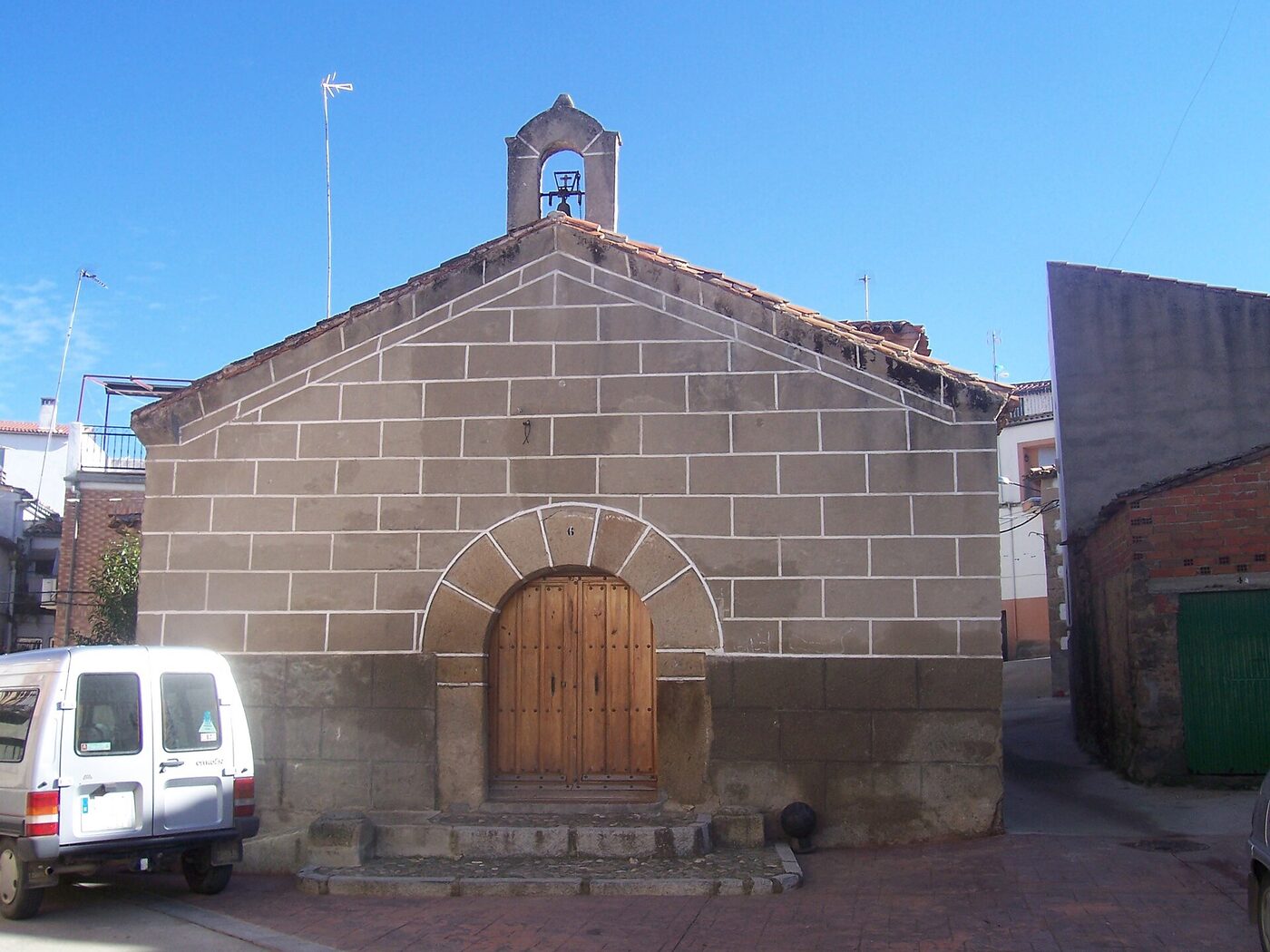 Ermita del Cristo del Amparo en Valdeobispo