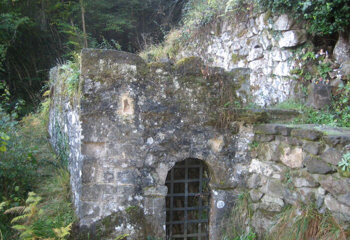 Ermita de Cueva Santa