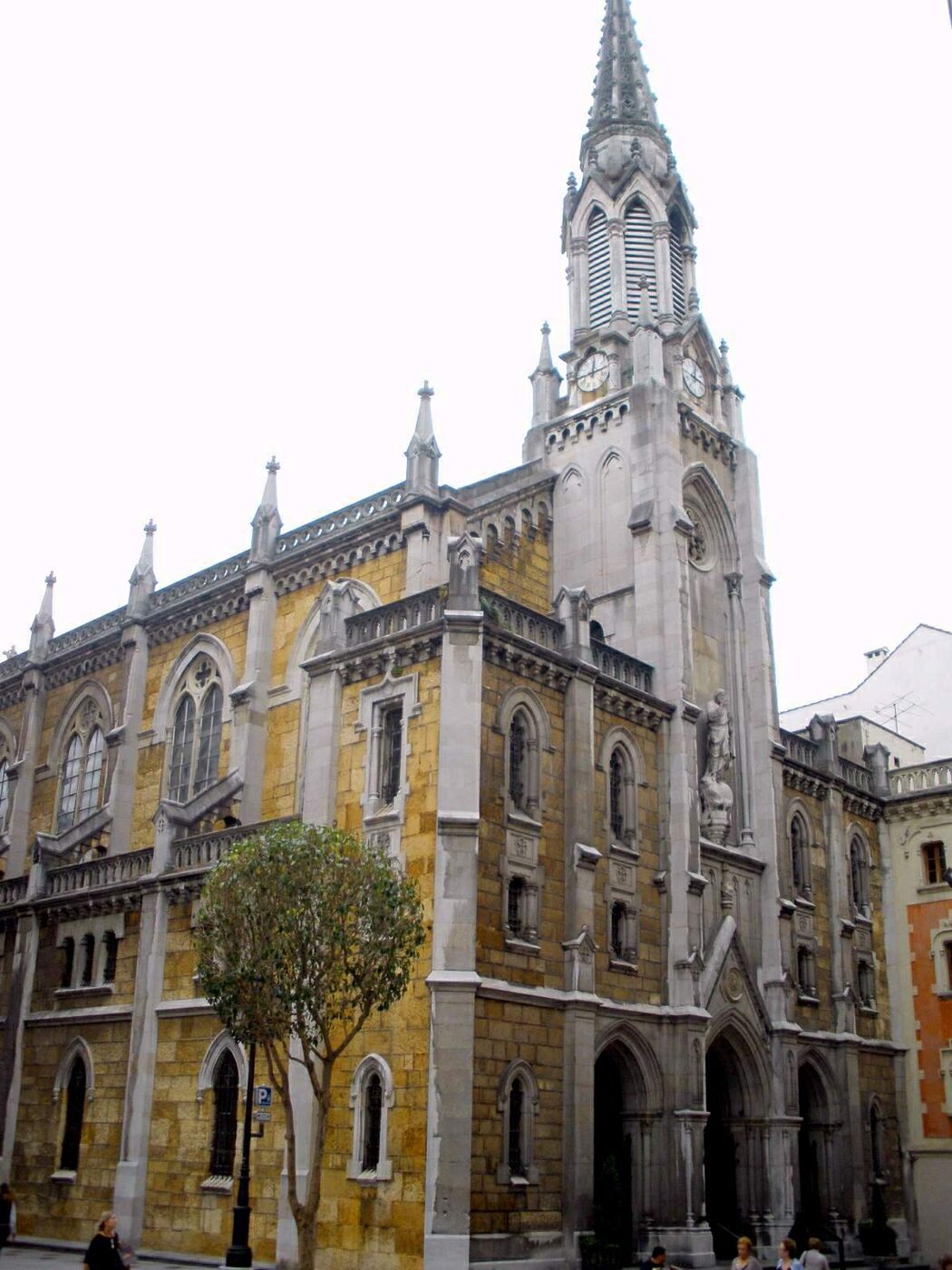 Iglesia de Las Salesas en Oviedo