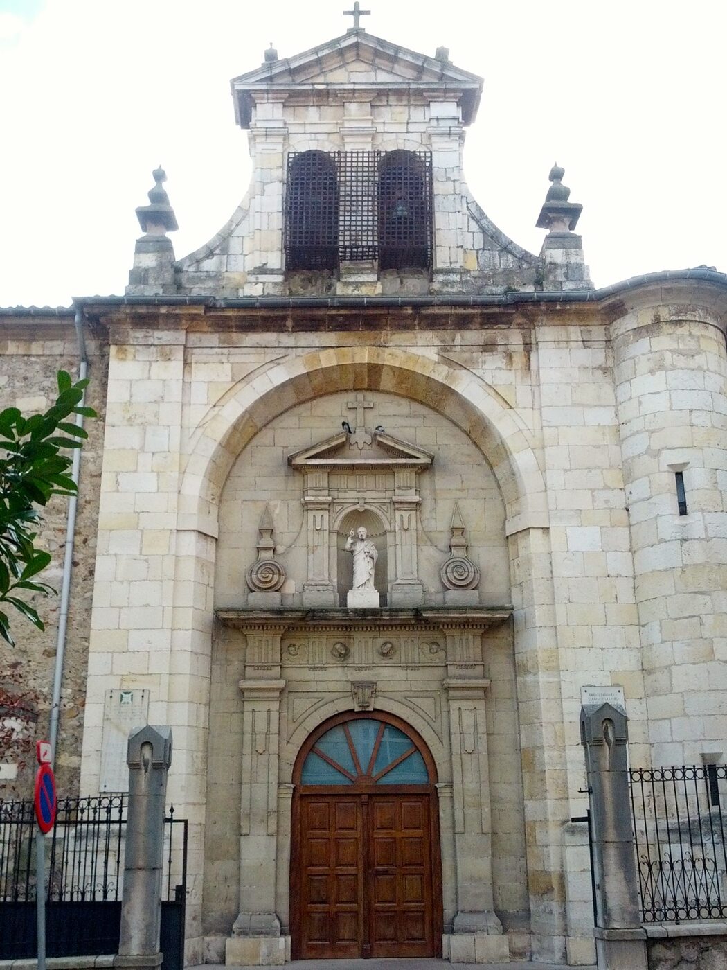 Iglesia de Nuestra Señora de Consolación en Santander