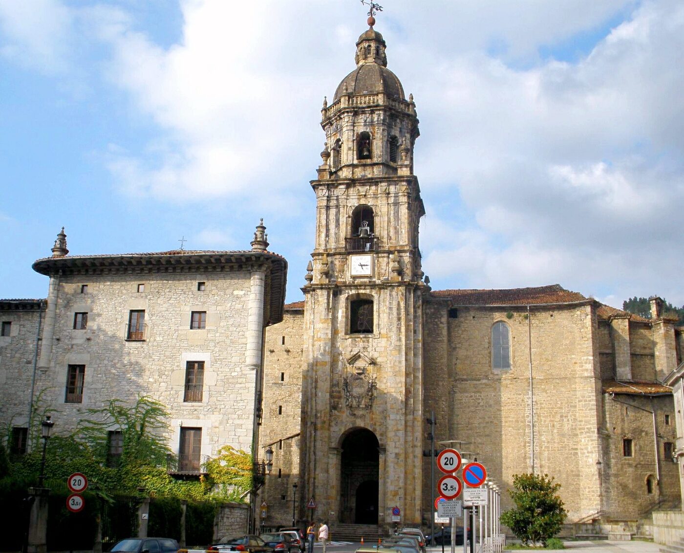 San Pedro apostoluaren eliza en Vergara