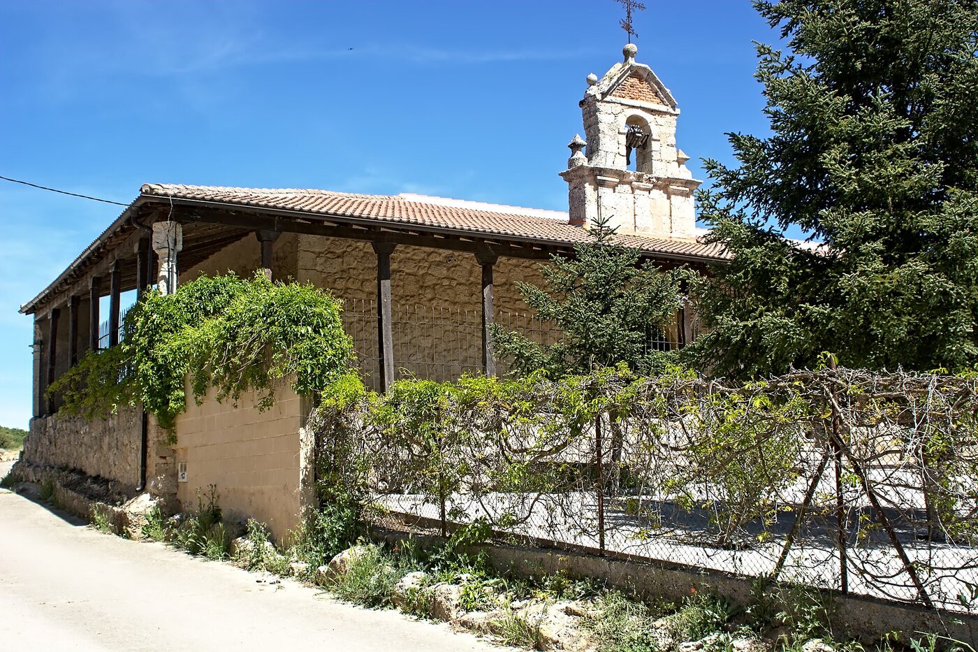 Ermita de la Virgen del Castrejón en Mambrilla de Castrejón
