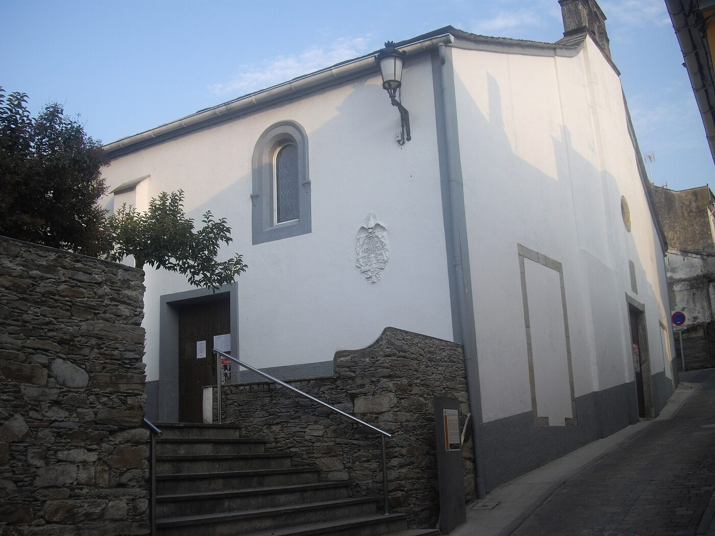 Iglesia de Santiago en Castropol