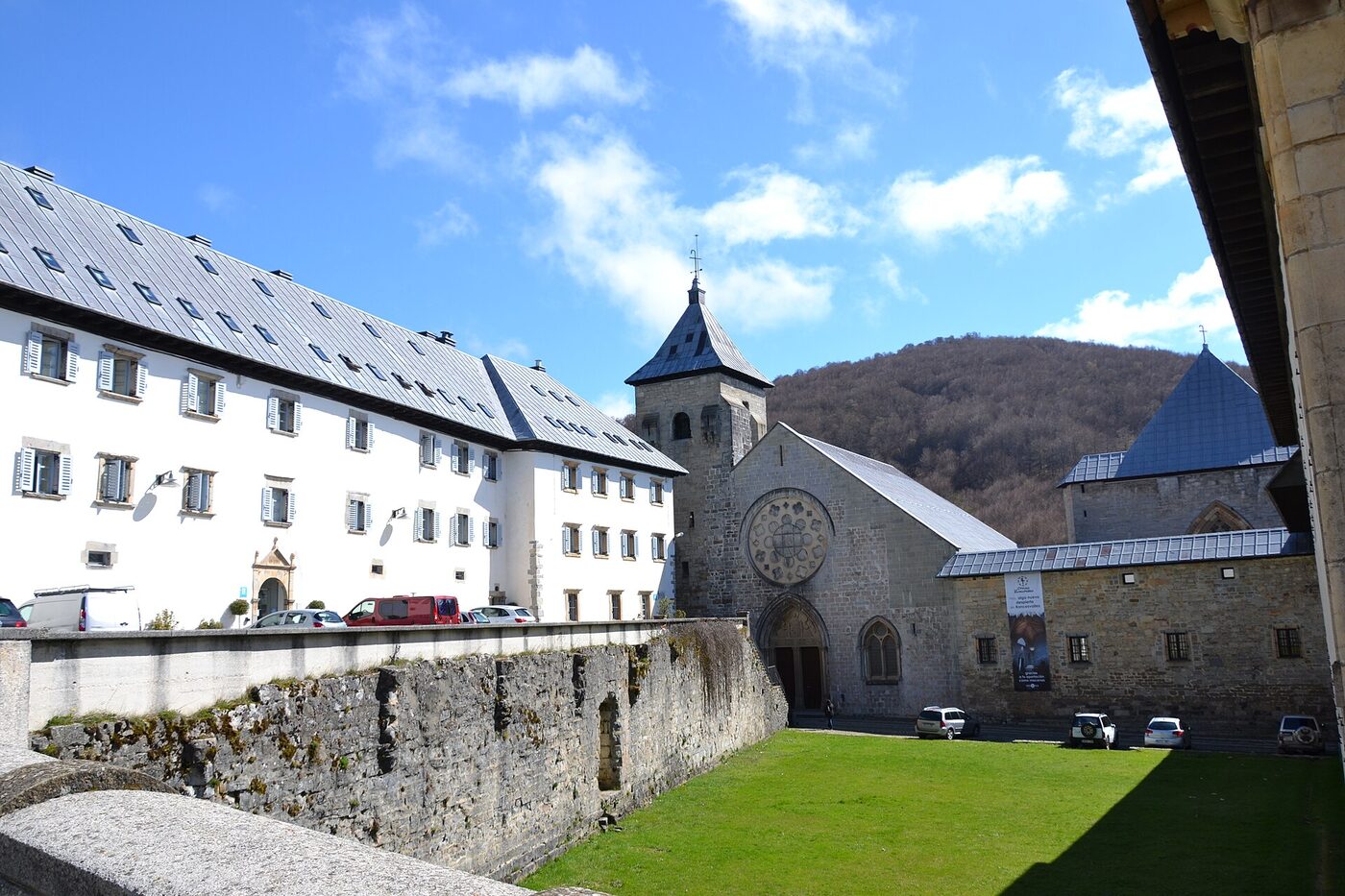 Orreagako Andre Mariaren eliza en Roncesvalles