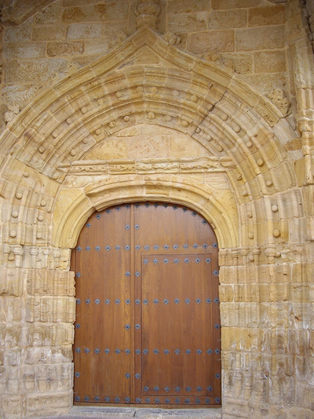 Iglesia de Nuestra Señora de la Asunción en Arnuero