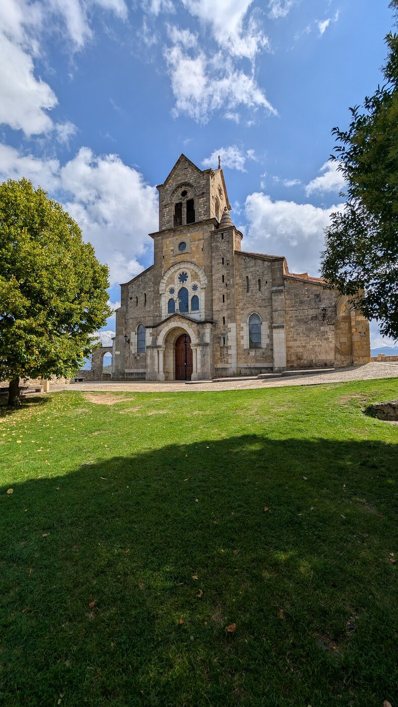Iglesia de San Vicente Mártir y San Sebastián en Frías