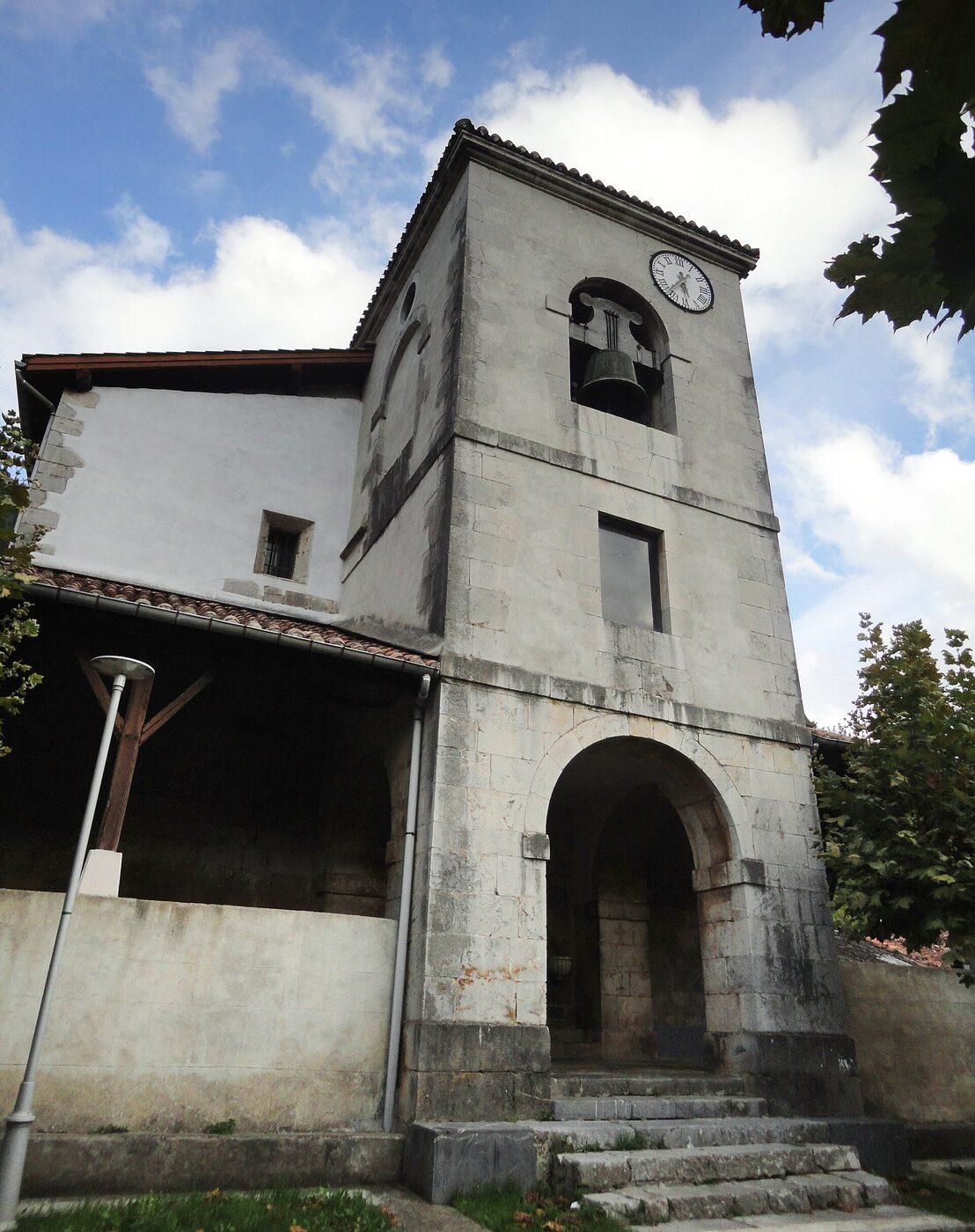 Sortzez Garbiaren eliza en Mendaro
