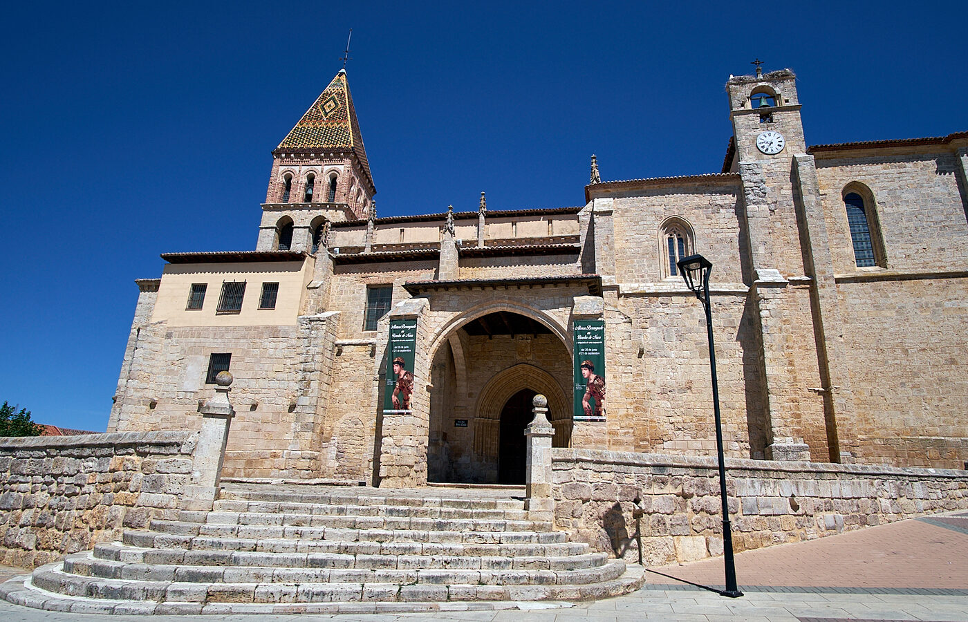 Iglesia de Santa Eulalia en Paredes de Nava