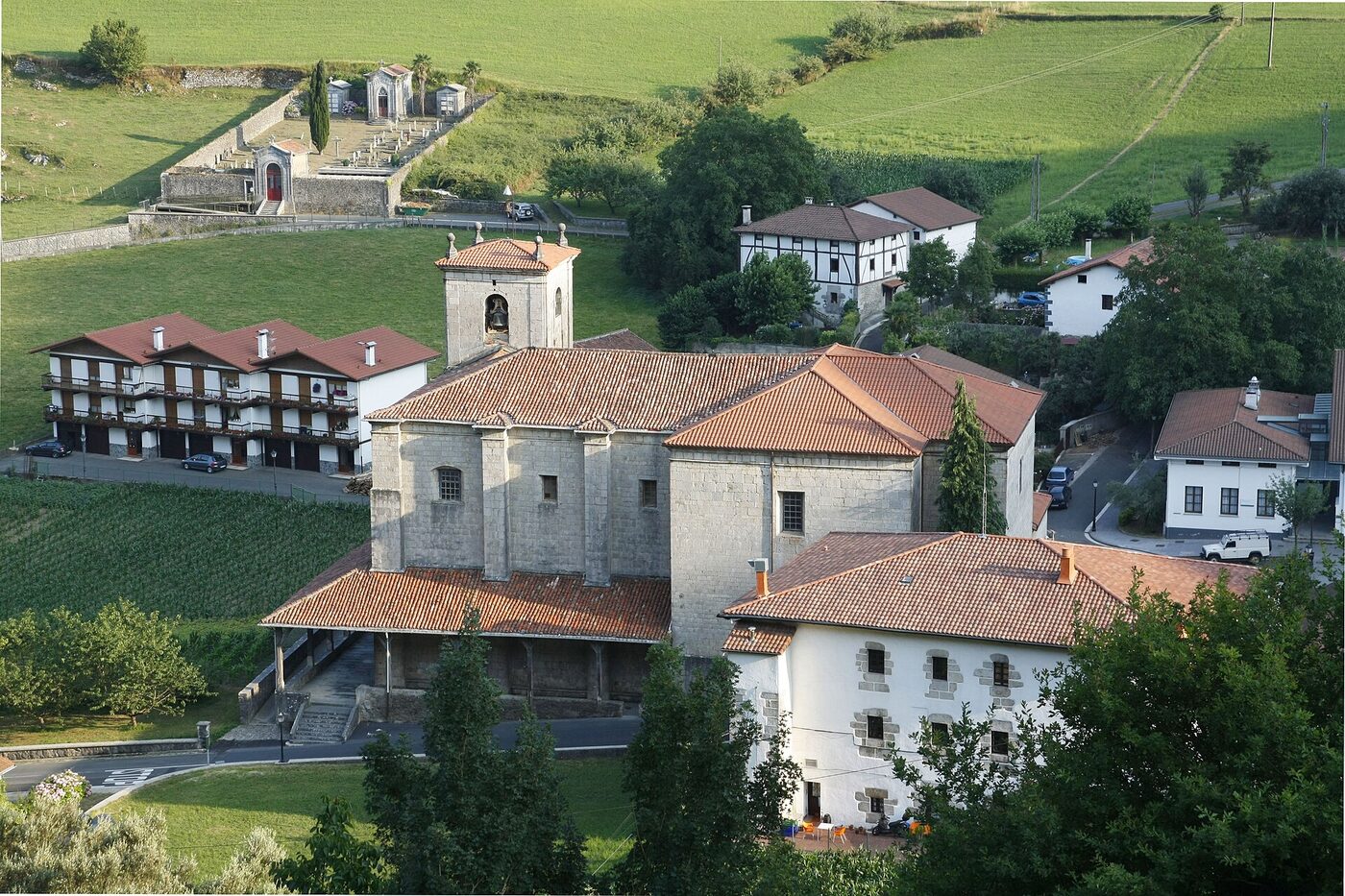 Nuestra Señora de la Asunción eliza en Albístur
