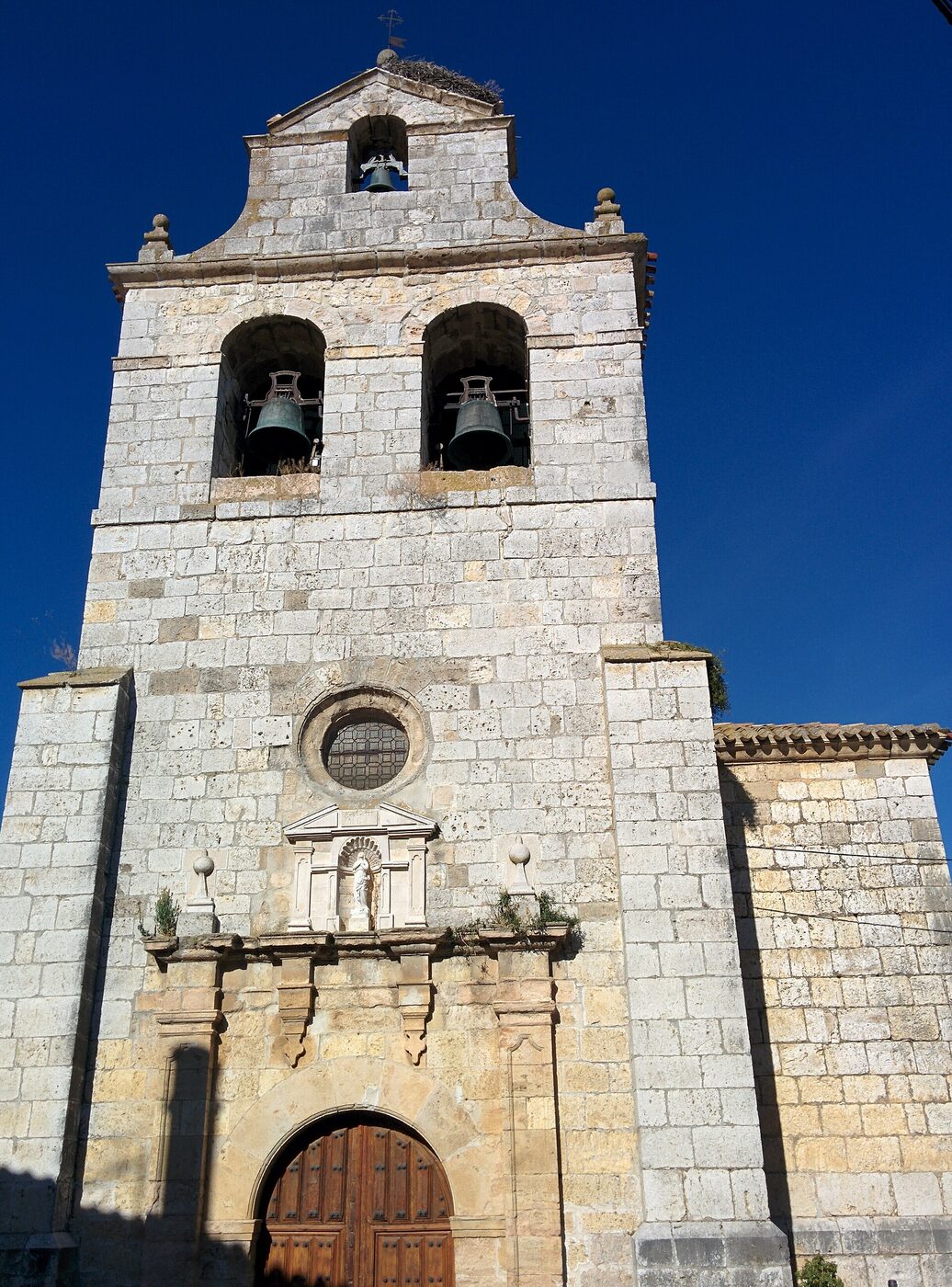 Nuestra Señora de la Asunción en Villaviudas