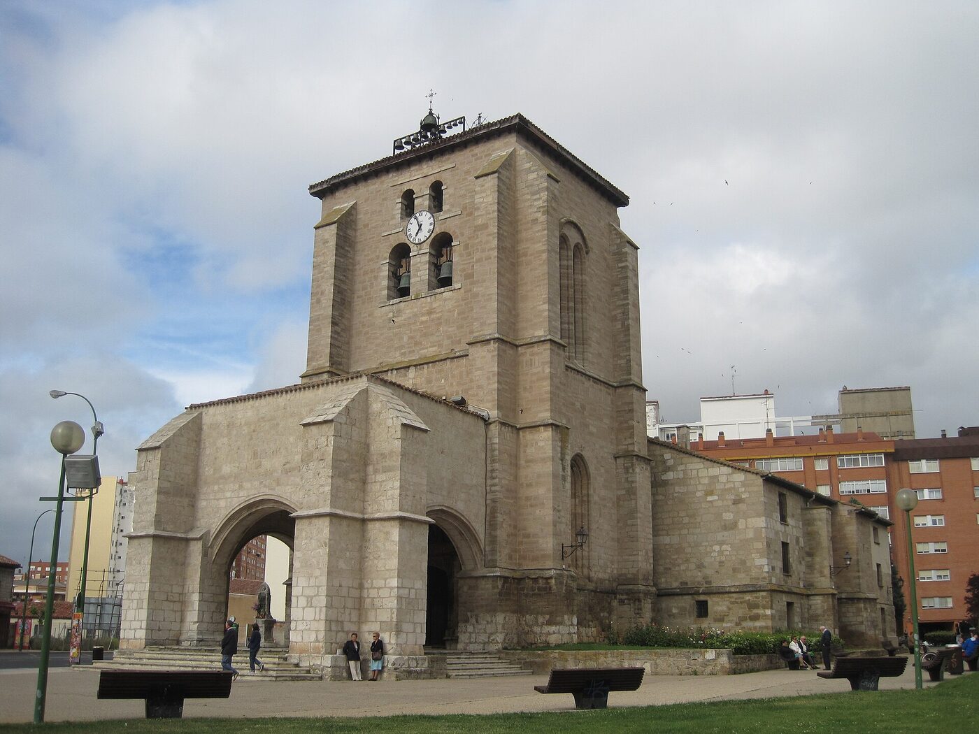 Iglesia de Santa María la Real y Antigua de Gamonal en Burgos