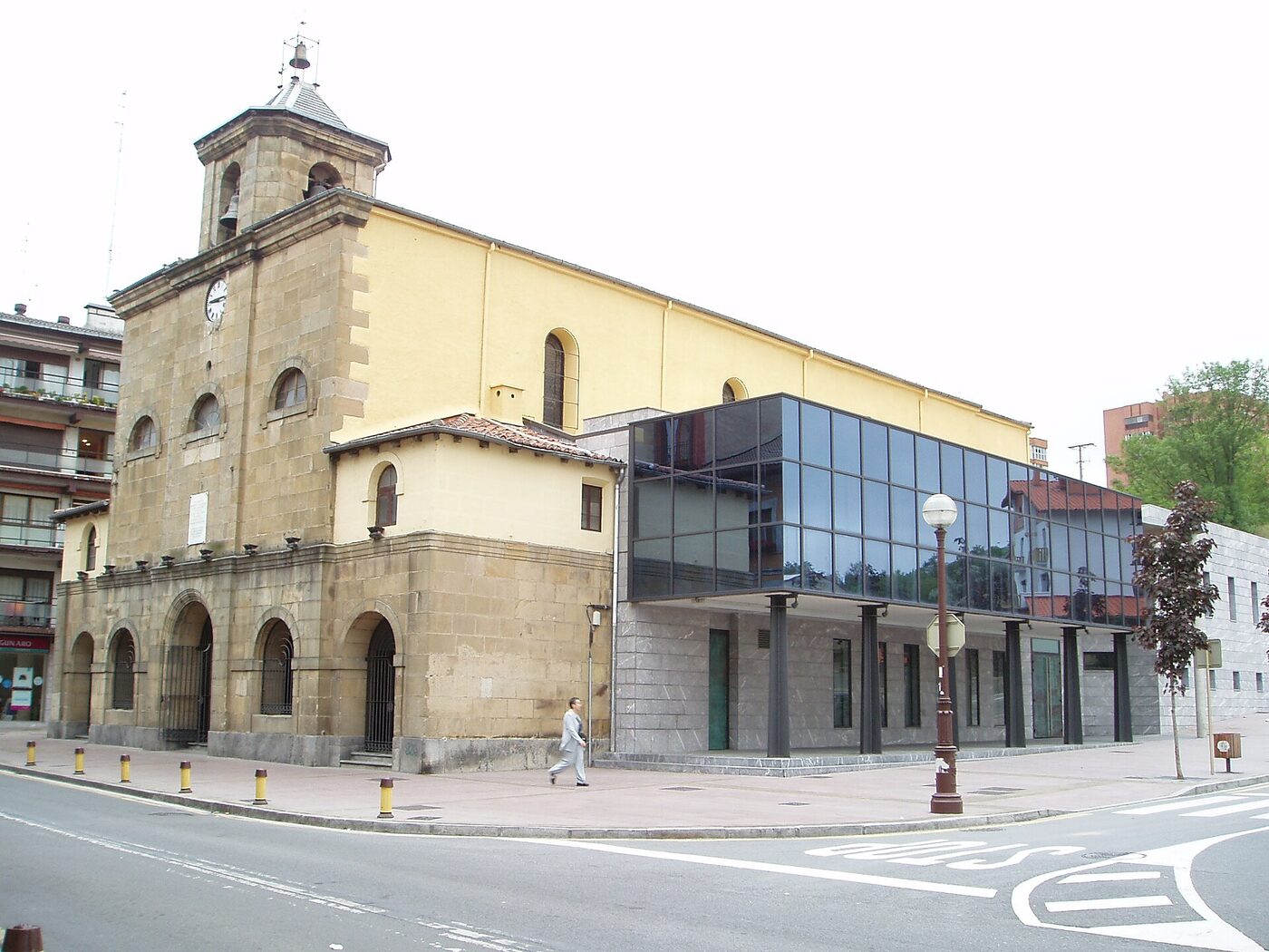 San Pedro eliza en Lasarte-Oria