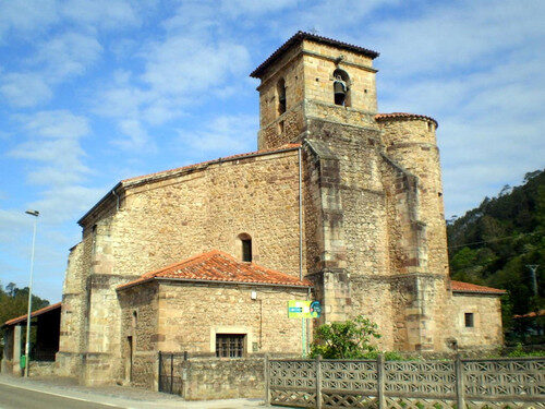 Iglesia de Santa María la Mayor en Valdáliga
