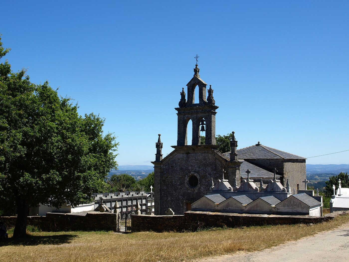 Igrexa de San Bartolomeu de Bagude en Portomarín
