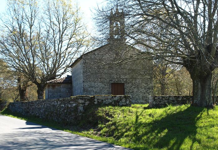 Igrexa de Santiago de Lavandelo